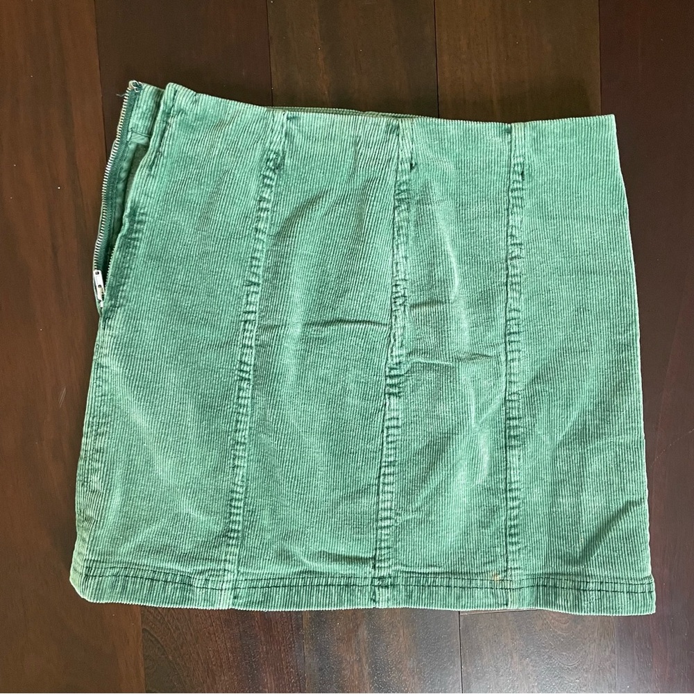 Blush Green Mini Pencil Skirt with Cargo Style